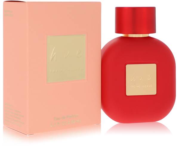 Hayley Kiyoko Hue Perfume